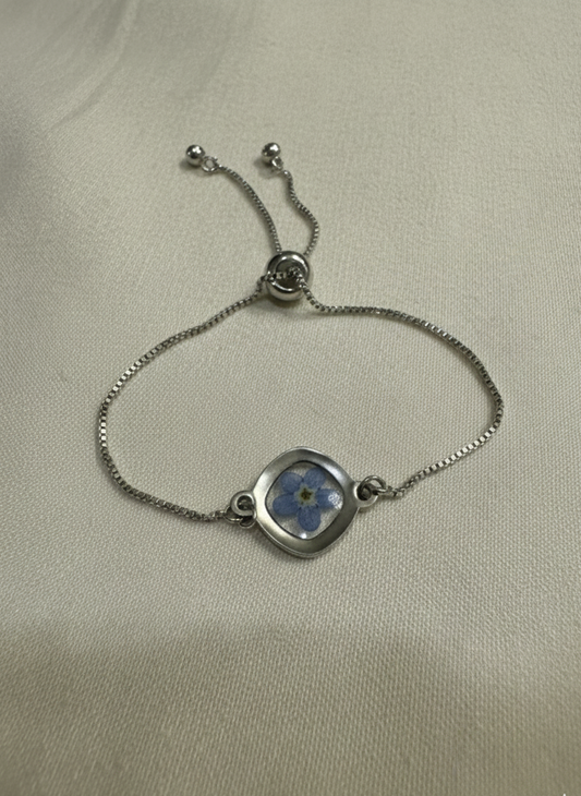 Forget-Me-Not Bloom Bracelet